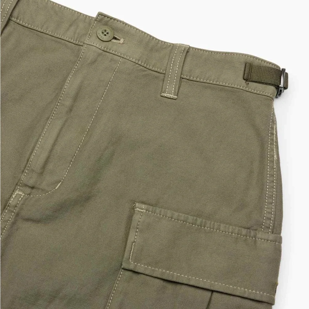 NWT Aritzia TNA color GD Army Green Supply Cargo Micro Skirt Size 0